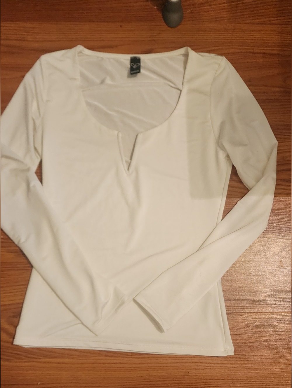 Windsor White Top